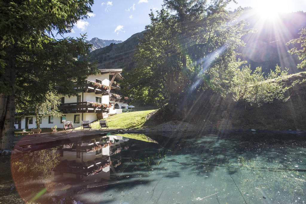 Natur Residenz Anger Alm - Adults Only Sankt Leonhard im Pitztal Exterior photo